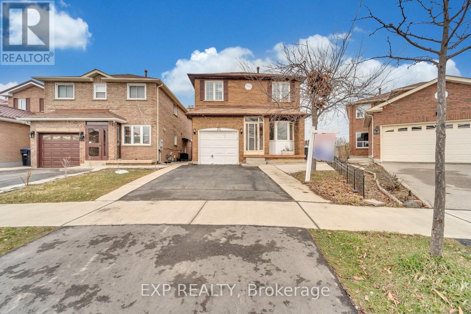 UPPER &#8211; 71 CREDITSTONE ROAD, Brampton